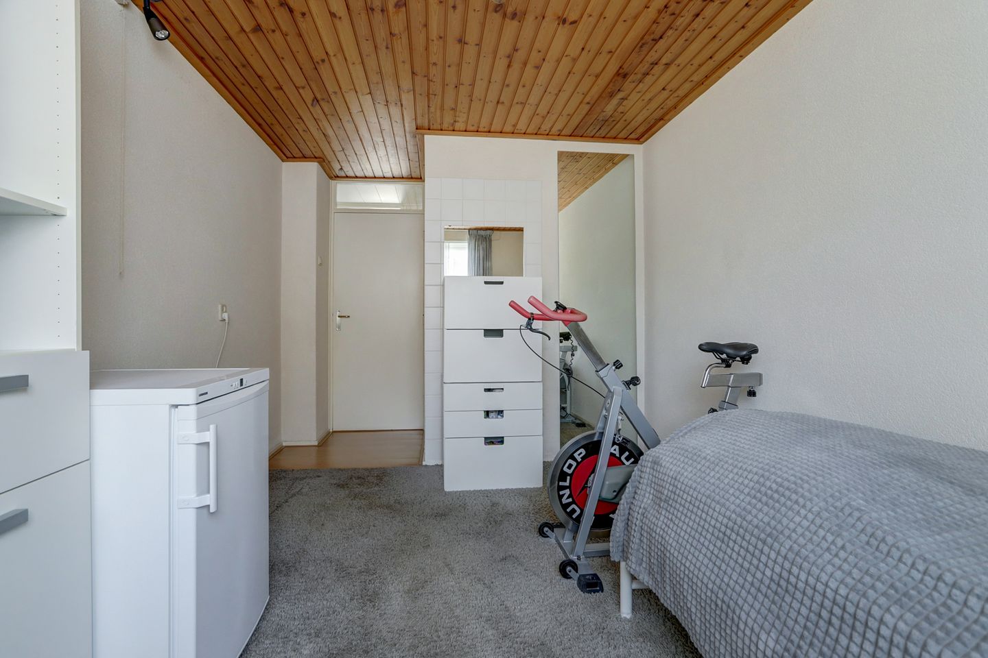 Photo 29 of Dorenbos 33