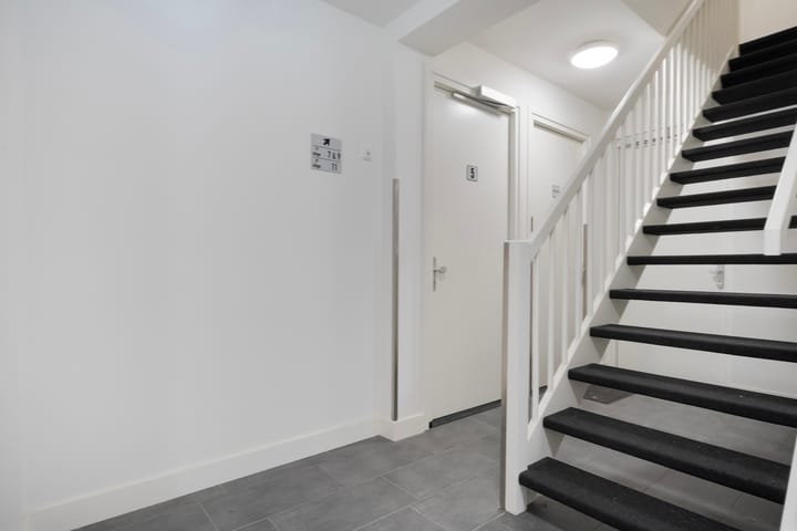 Photo 5 of Karnemelkstraat 5