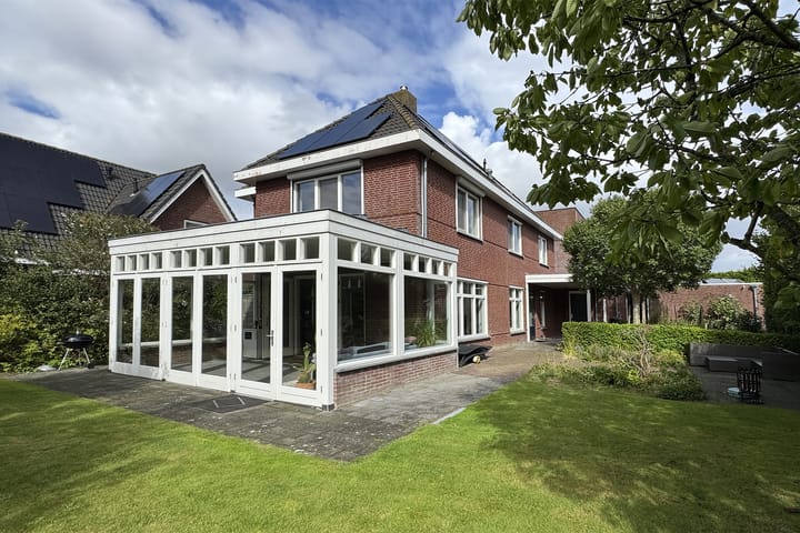 Foto 81 van Zwemstraat 5