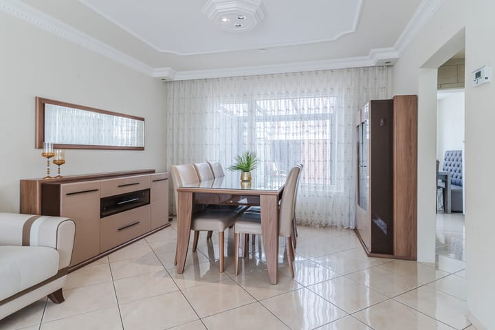 Photo 15 of Hertshoornstraat 13