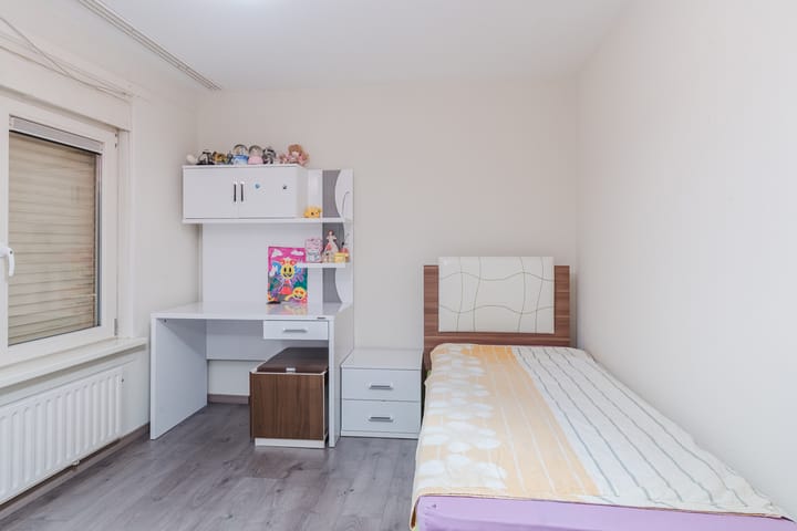 Photo 27 of Hertshoornstraat 13