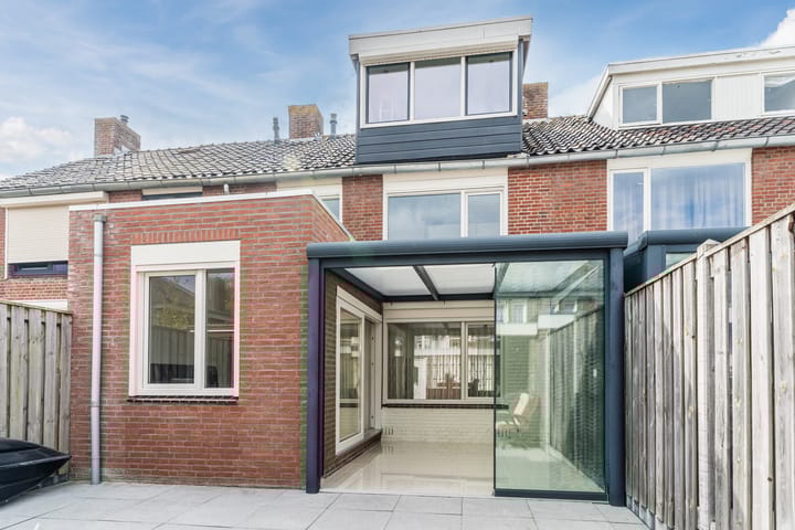 Photo 37 of Hertshoornstraat 13