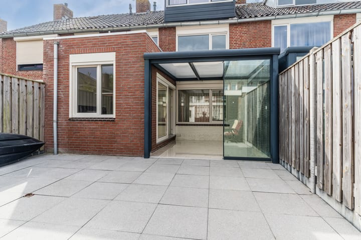 Photo 38 of Hertshoornstraat 13