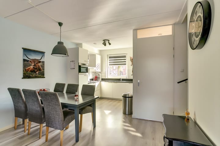 Foto 8 van Meidoornstraat 2