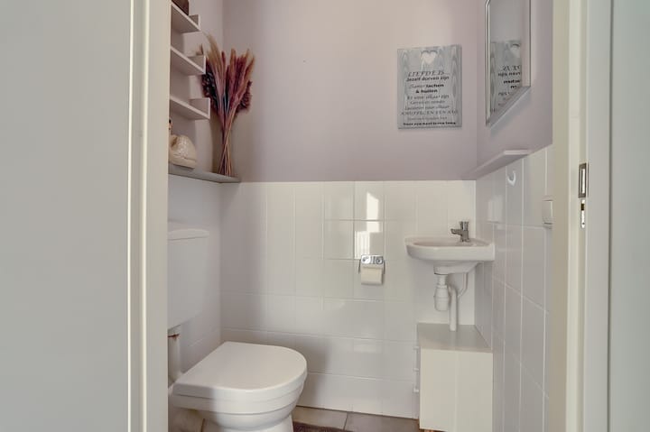 Foto 9 van Meidoornstraat 2