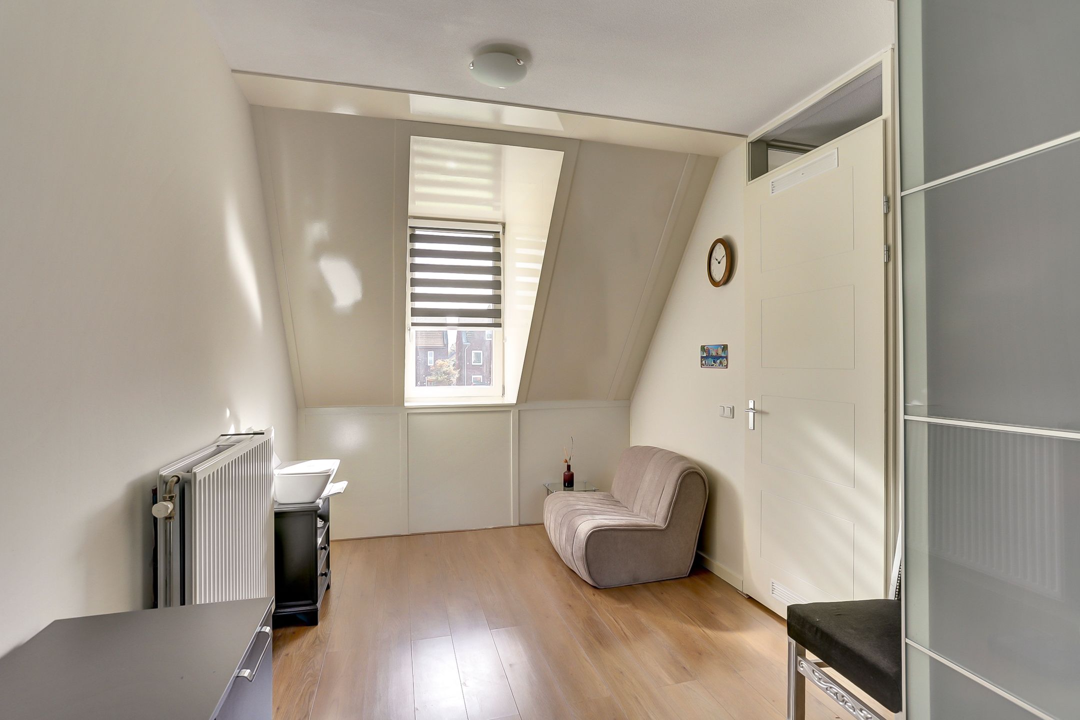 Photo 12 of Meidoornstraat 2