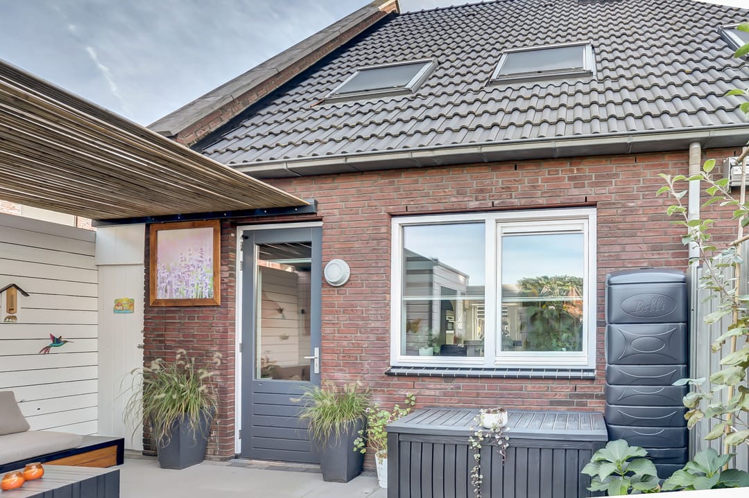 Photo 16 of Meidoornstraat 2