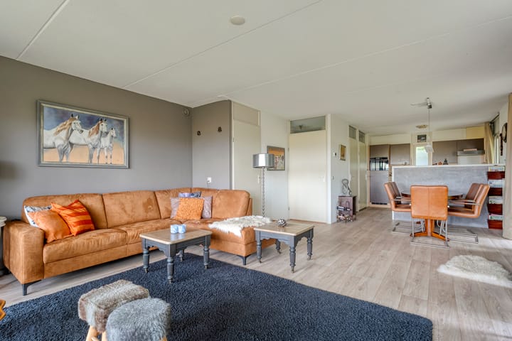 Foto 12 van Zonnebloemweg 10-017