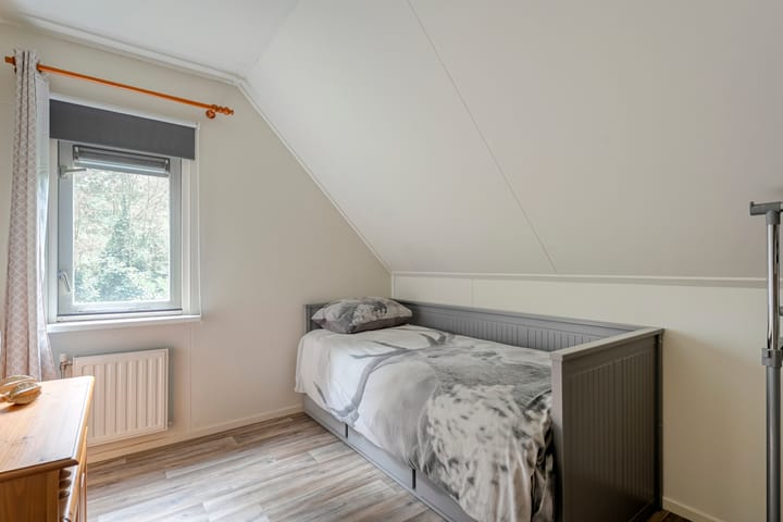 Foto 23 van Zonnebloemweg 10-017