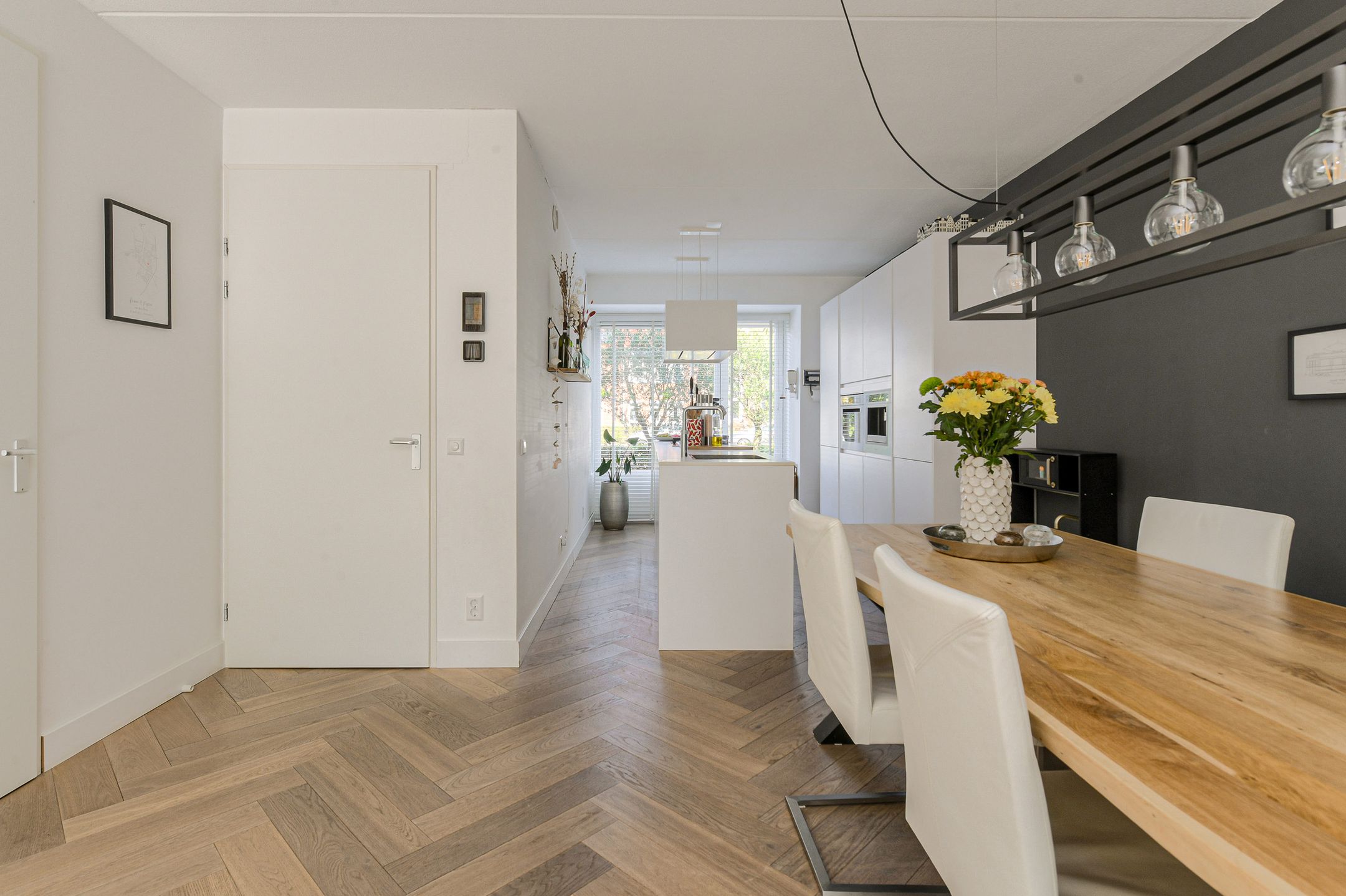 Foto 12 van IJzertijd 51