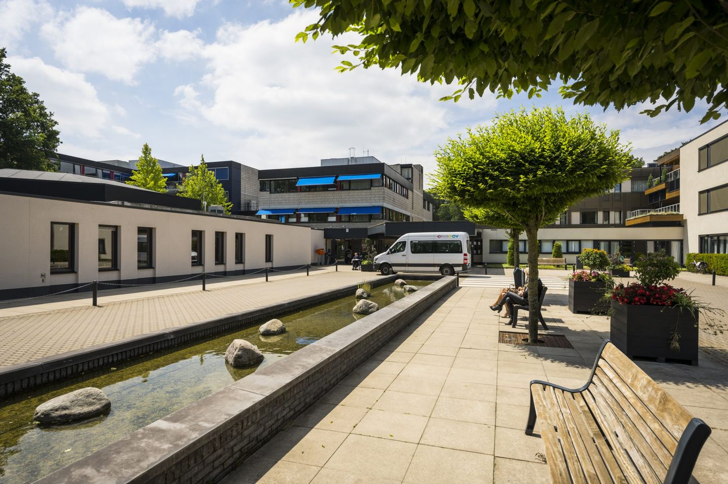 View photo 3 of Zuster Meyboomlaan 10