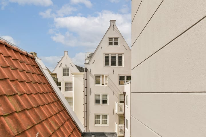 Photo 8 of Spuistraat 214-4