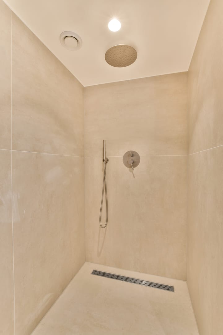 Photo 18 of Spuistraat 214-4