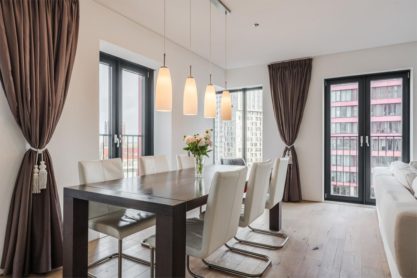 Photo 14 of Wijnbrugstraat 128