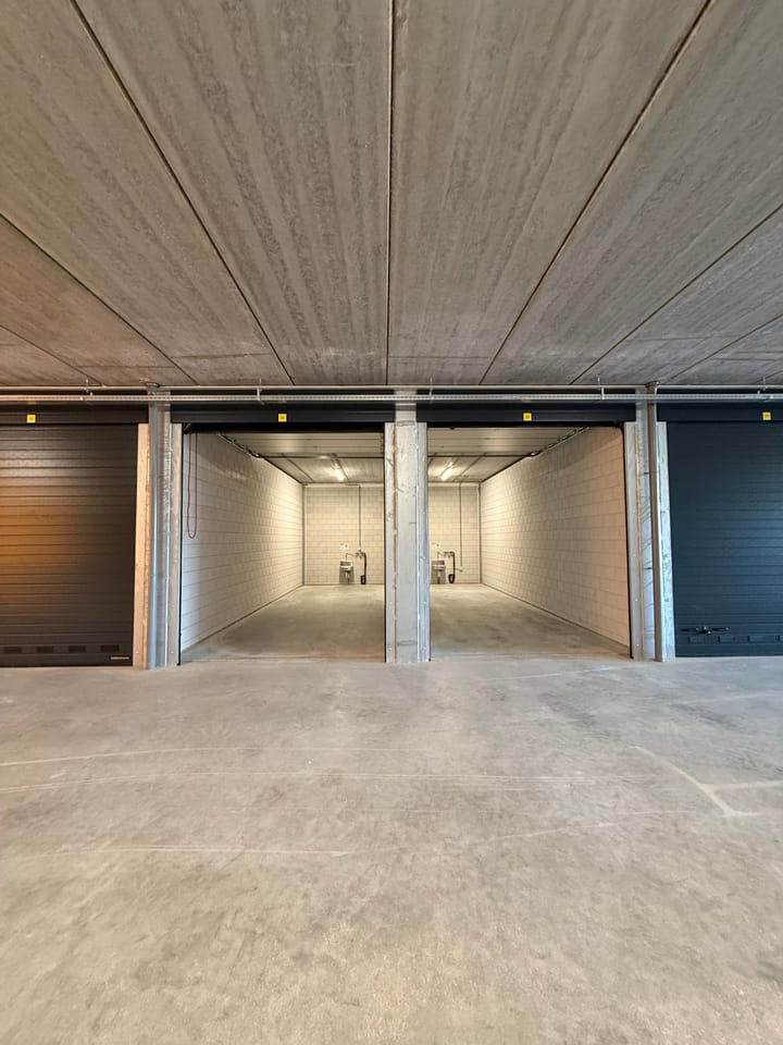 Leidse Schouw 2-G, Alphen aan den Rijn