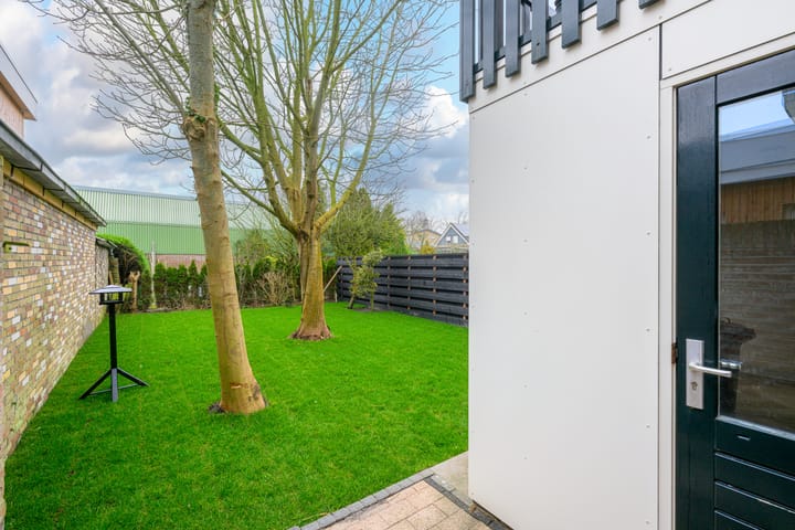 Photo 11 of Nieuweweg 4