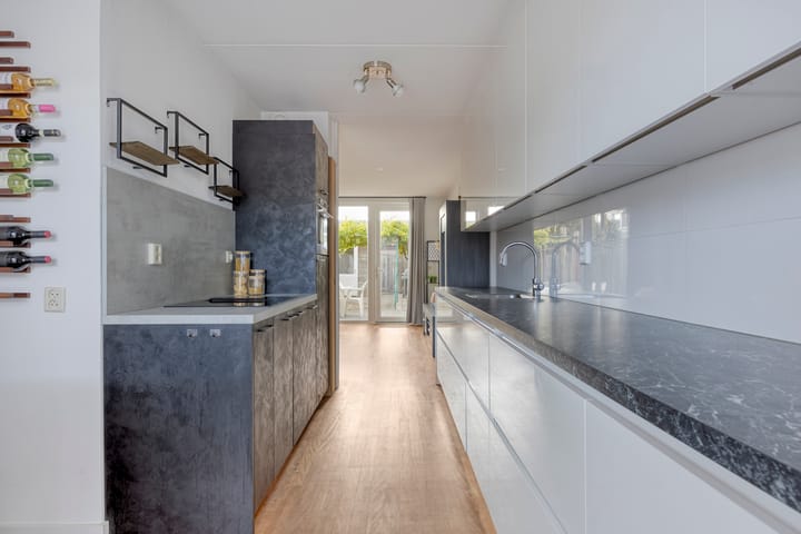 Foto 3 van Megenstraat 54