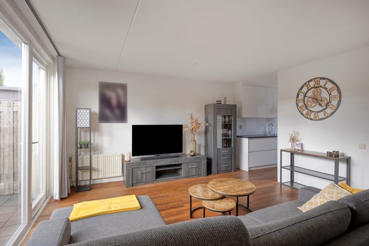 Foto 10 van Megenstraat 54