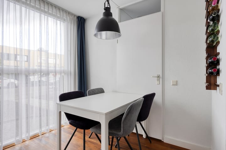 Foto 13 van Megenstraat 54