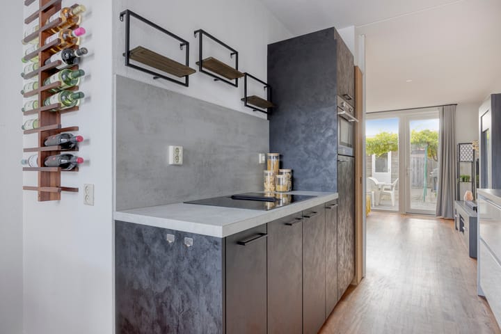 Foto 16 van Megenstraat 54