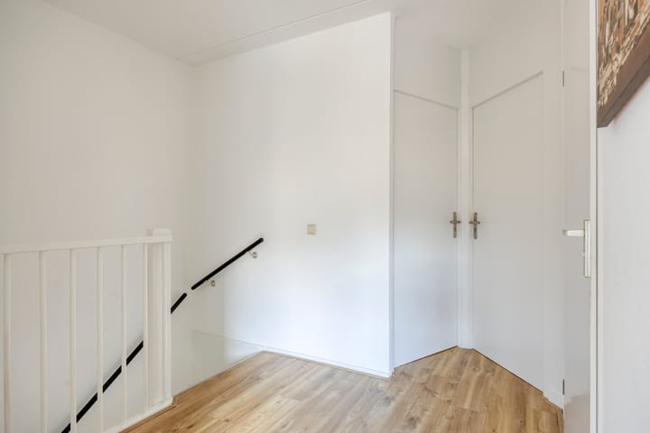 Foto 30 van Megenstraat 54