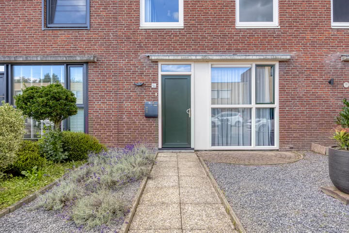 Foto 36 van Megenstraat 54