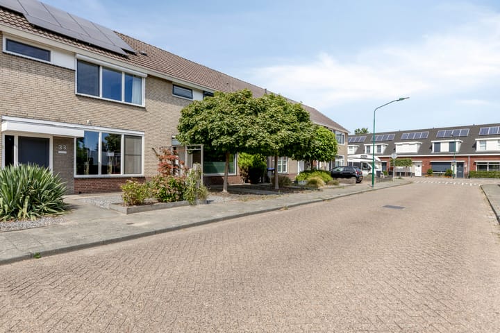 Foto 8 van Ruysdaelstraat 33