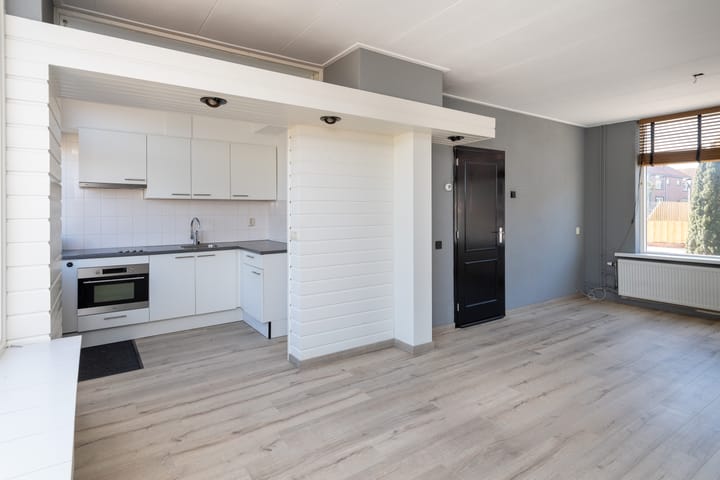 Photo 3 of Marijkestraat 13