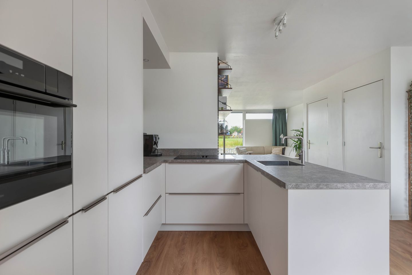 Photo 20 of Jupiterstraat 6