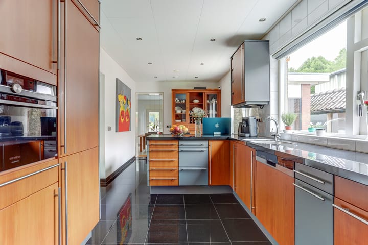 Photo 8 of Prinses Beatrixstraat 3