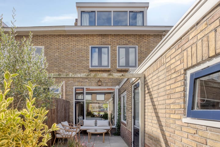 Foto 43 van L. Huismanstraat 4