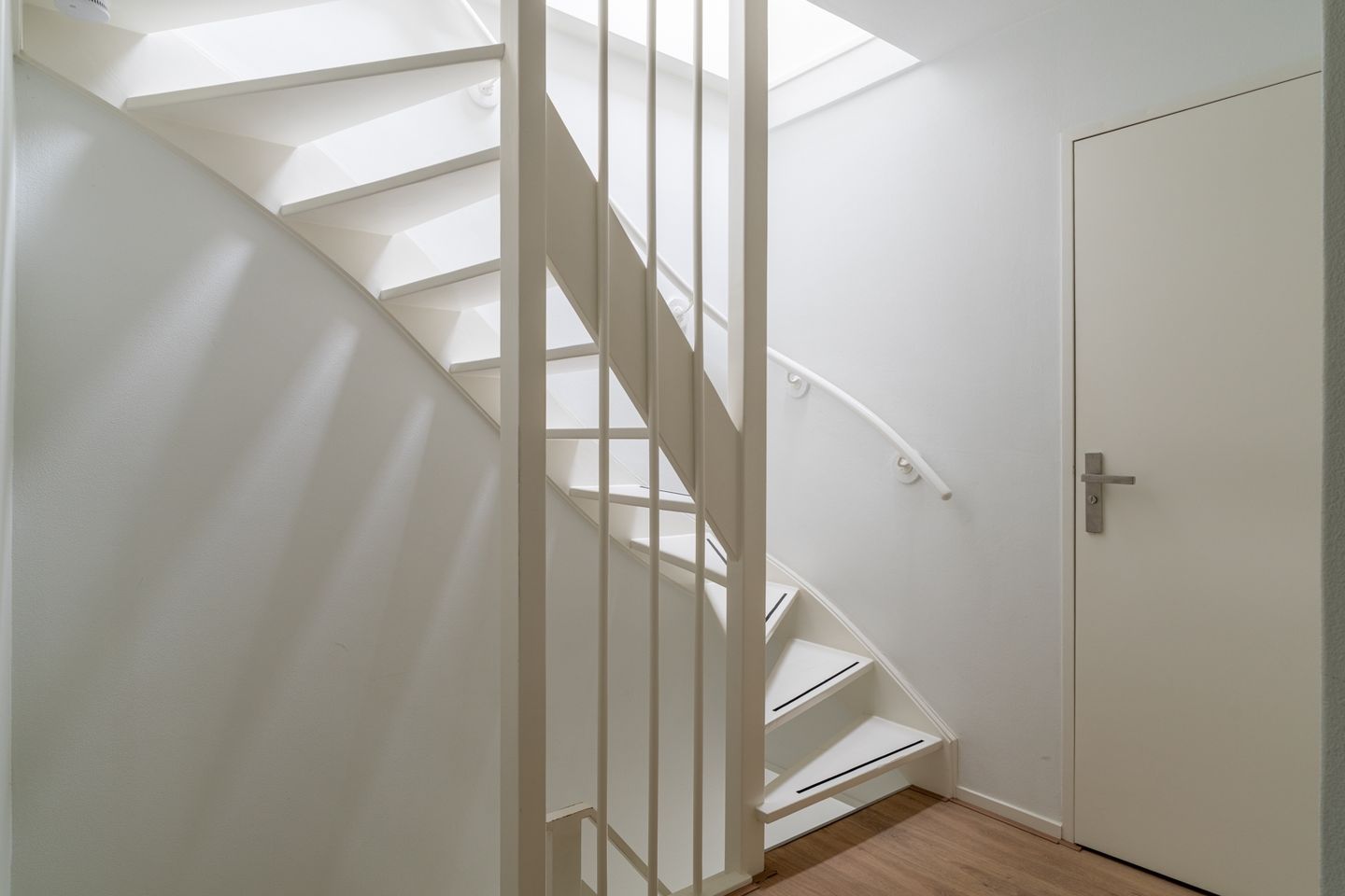 Foto 14 van Donkerstraat 12