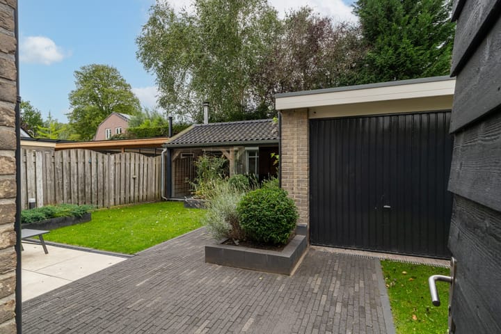 Foto 30 van Donkerstraat 12