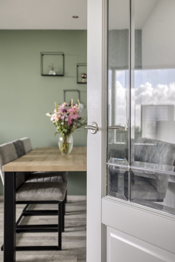 Foto 14 van Antwerpenstraat 102