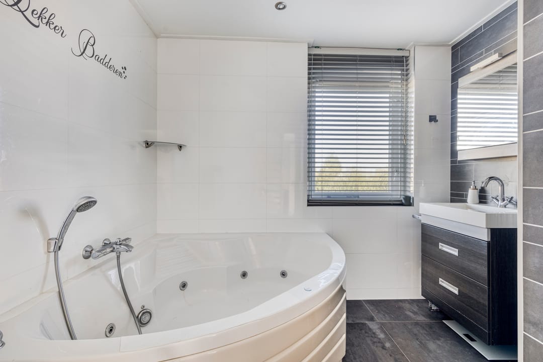 Foto 23 van Jan van Bloisstraat 50