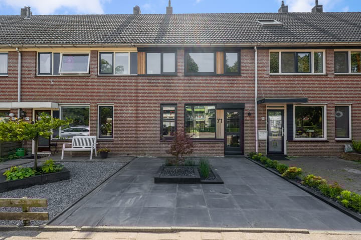 Foto 2 van Roosje Vosstraat 71