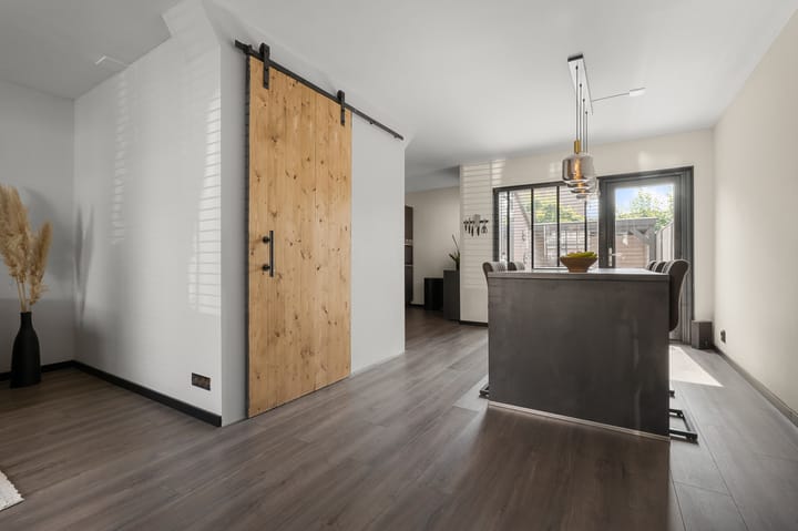 Foto 7 van Roosje Vosstraat 71