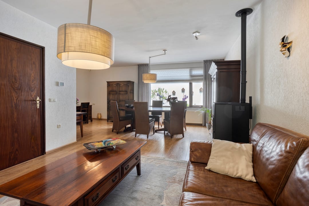 Photo 7 of Stationsweg 80