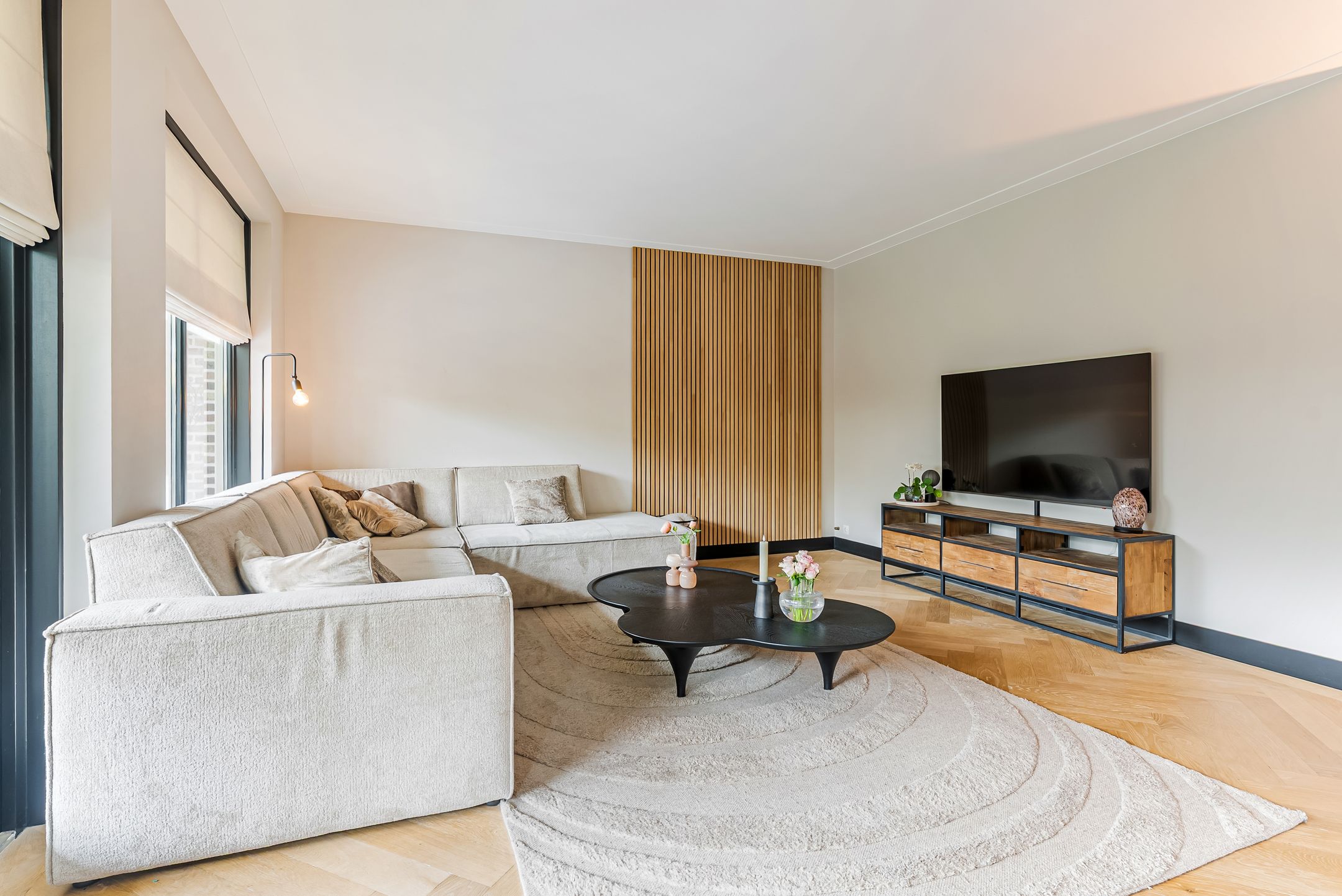 Foto 15 van Dagobertstraat 3