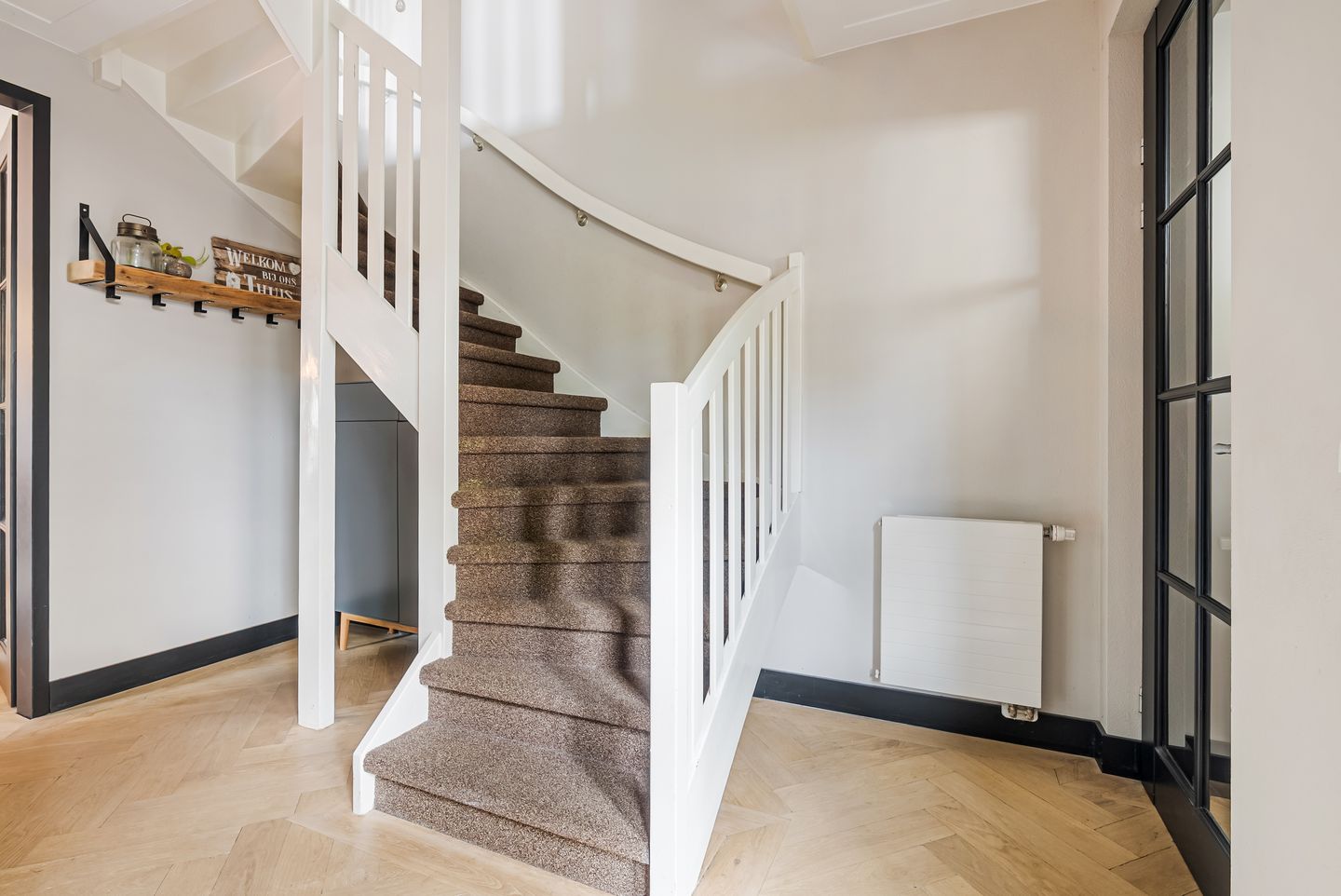 Foto 35 van Dagobertstraat 3