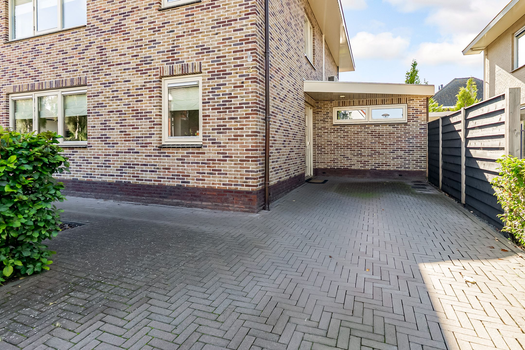 Foto 84 van Dagobertstraat 3