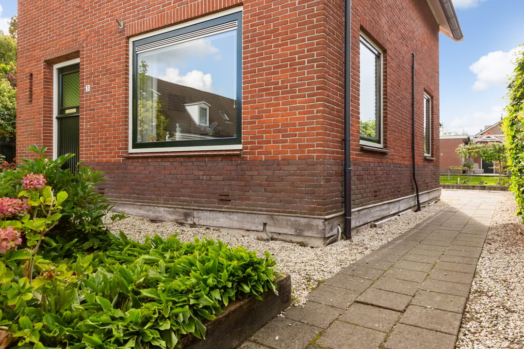 Foto 2 van Burg. Brediusstraat 3