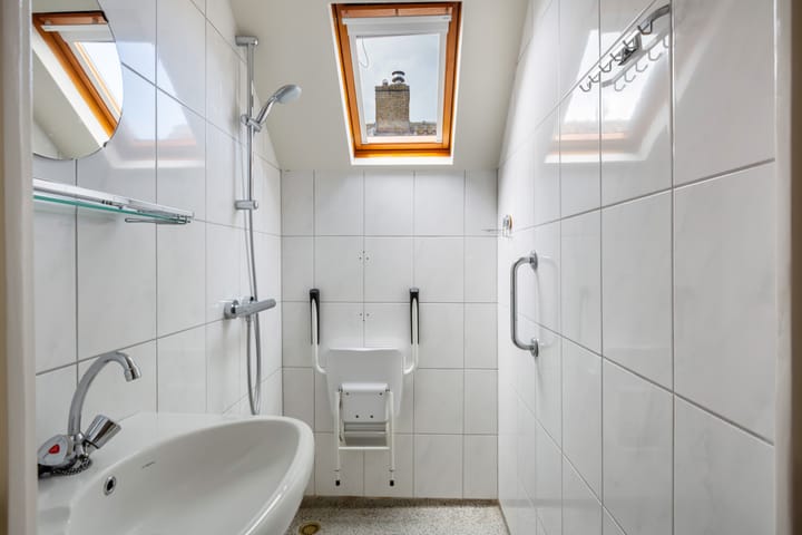 Foto 26 van Burg. Brediusstraat 3