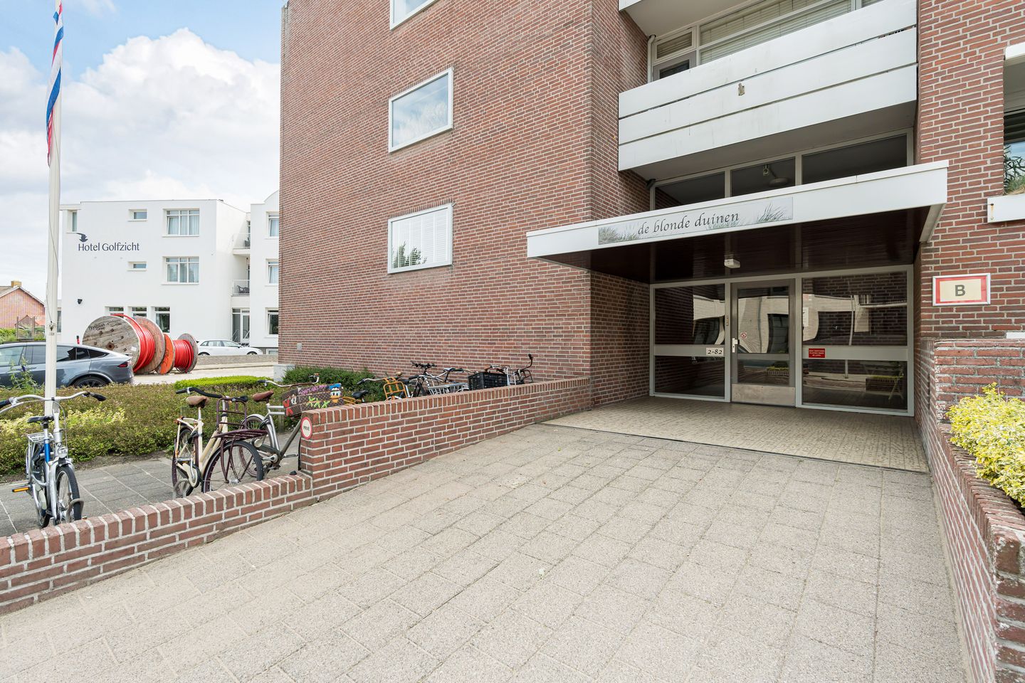 Foto 4 van Jan van Henegouwenweg 56