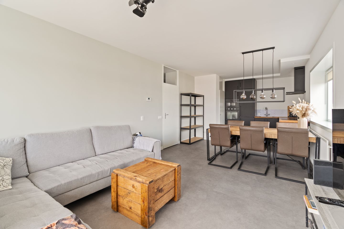 Foto 10 van Jan van Henegouwenweg 56