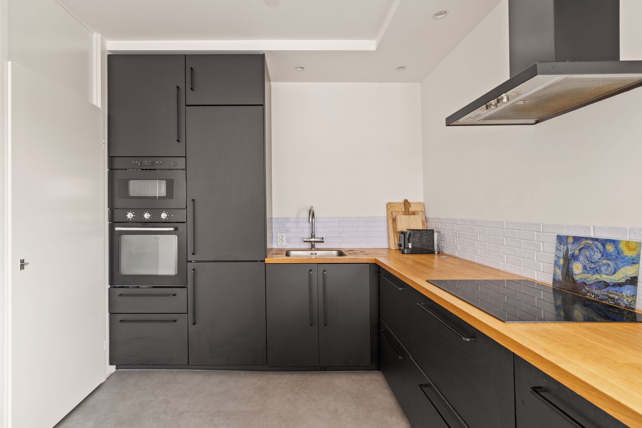 Foto 12 van Jan van Henegouwenweg 56