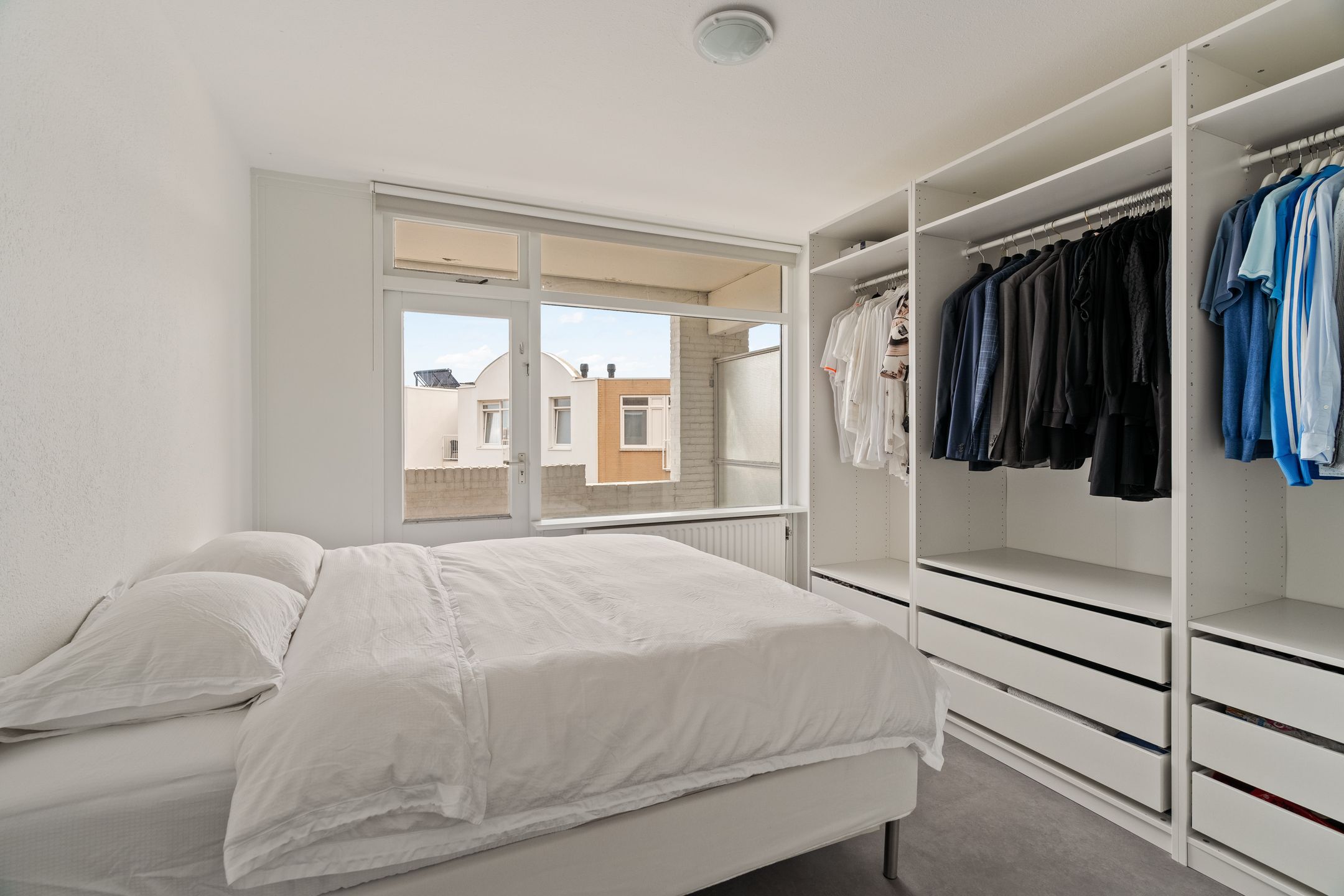 Foto 15 van Jan van Henegouwenweg 56