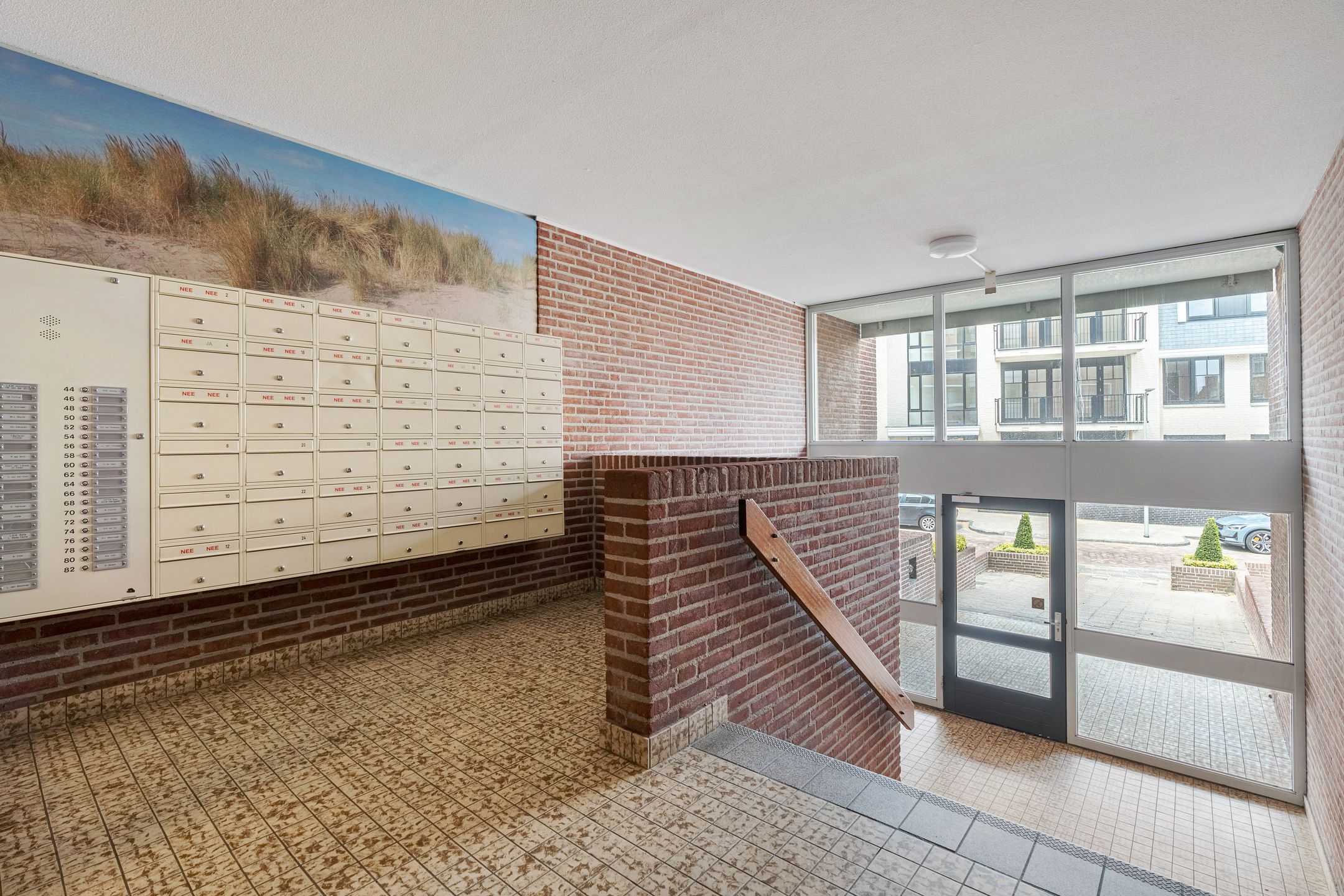 Foto 21 van Jan van Henegouwenweg 56