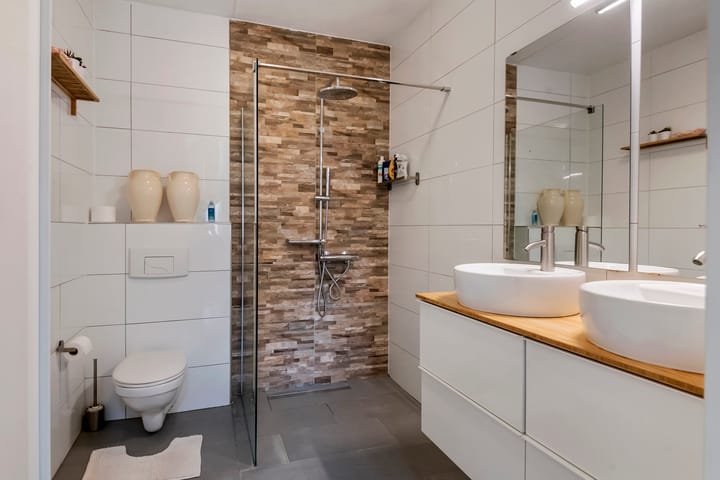 Photo 2 of Aardbeivlinder 112