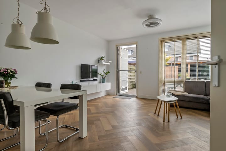 Photo 6 of Aardbeivlinder 112